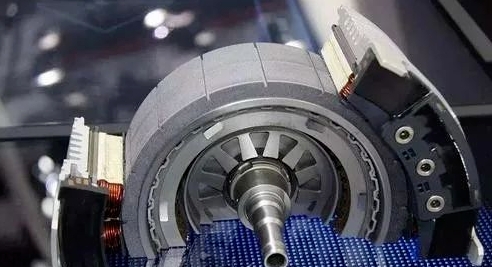 永磁同步電機為啥成為主要的驅(qū)動電機？